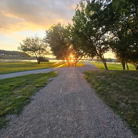 Santakos Apartmentai * Kaunas